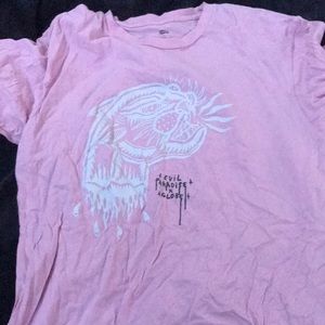 Pink t- shirt